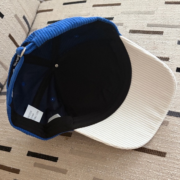 Toronto Maple Leafs Blue Corduroy Baseball Cap - Picture 3 of 3
